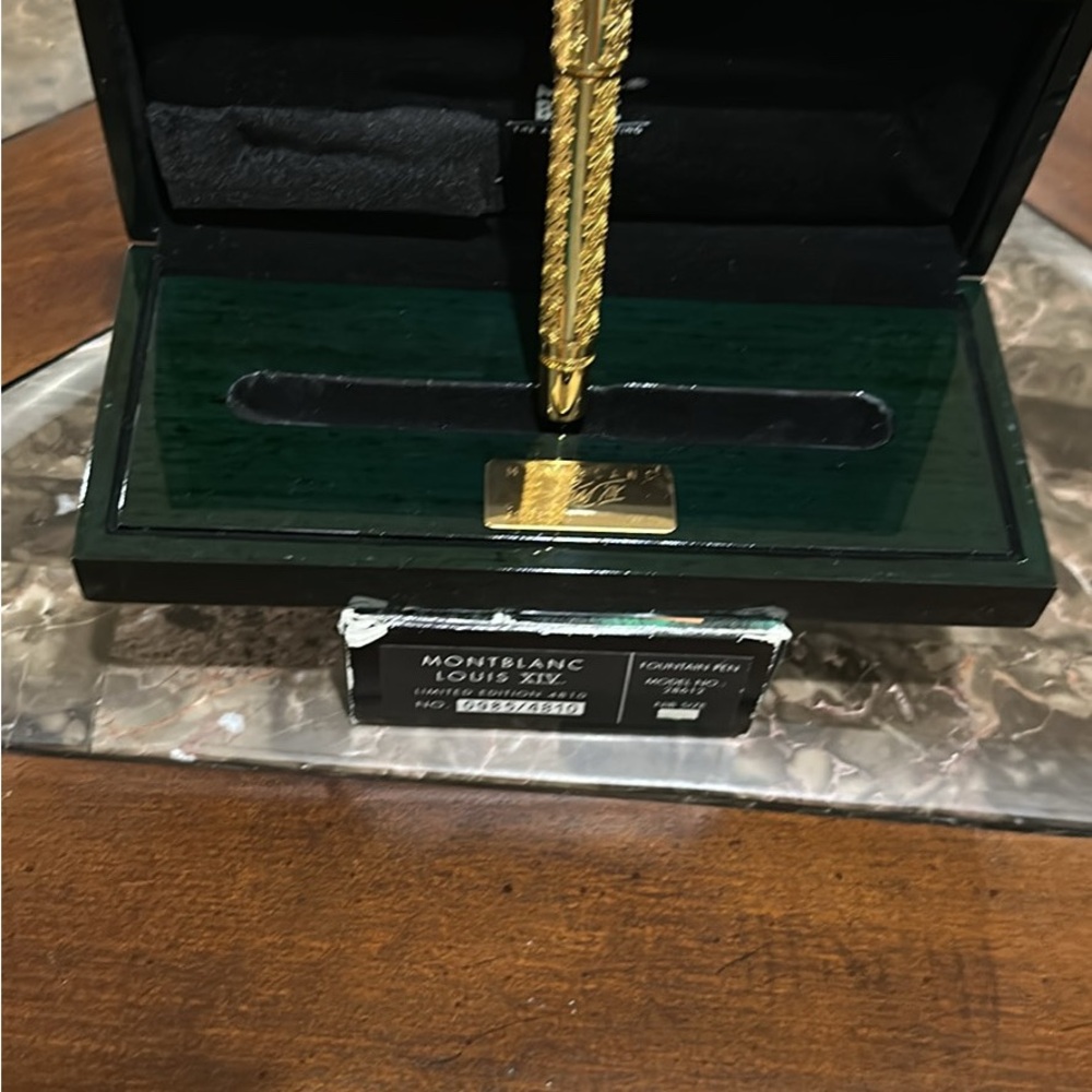 Montblanc Gold Fountain Pen